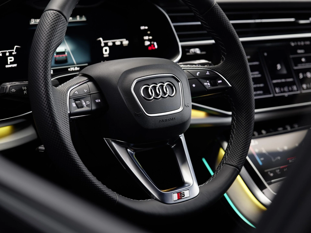 Kierownica Audi Q8