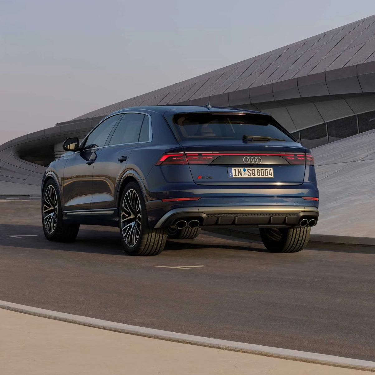 tył audi sq8